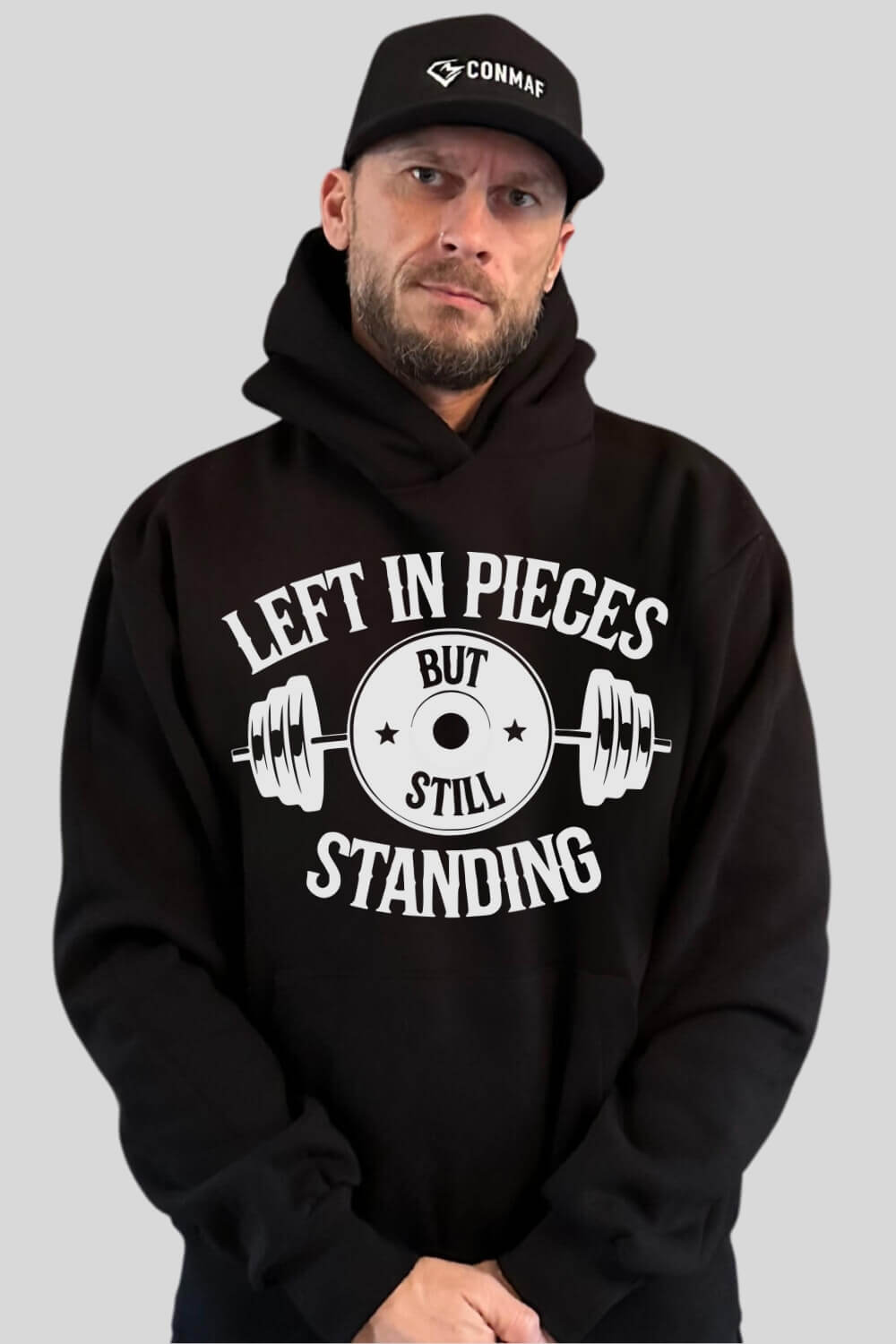 Frontansicht Standing Oversize Hoodie Black für Männer und Frauen