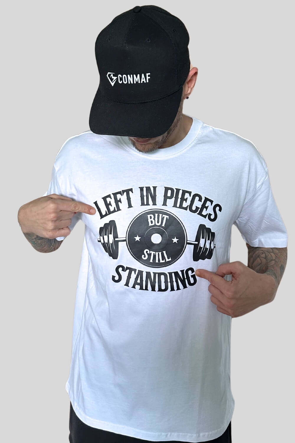 Frontansicht Standing Oversize T-Shirt White für Männer und Frauen